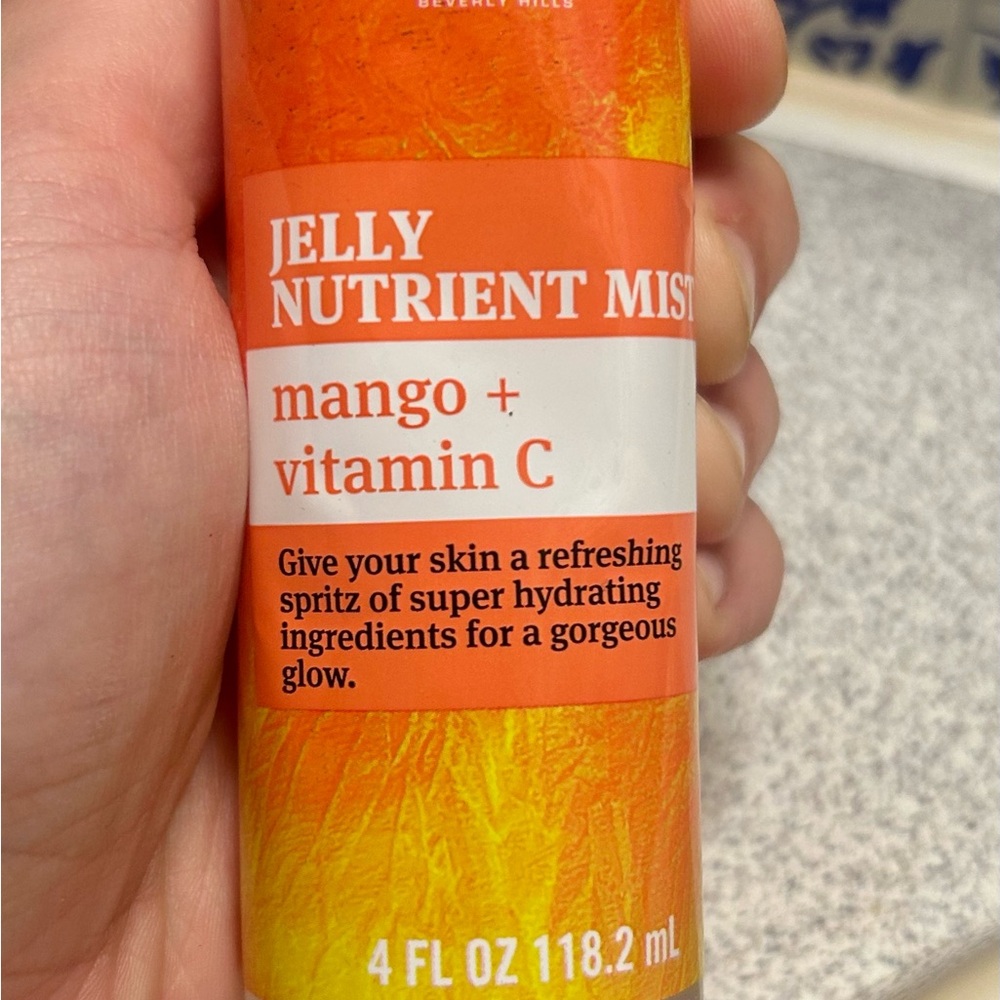 Jelly Nutrient Mist with Mango and Vitamin C